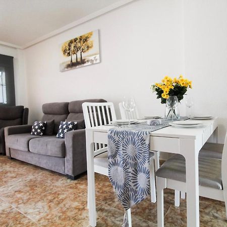 New Apartment In Torrevieja , Punta Prima Orihuela Costa With Pool オリウエラ エクステリア 写真