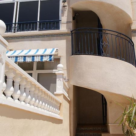 New Apartment In Torrevieja , Punta Prima Orihuela Costa With Pool オリウエラ エクステリア 写真
